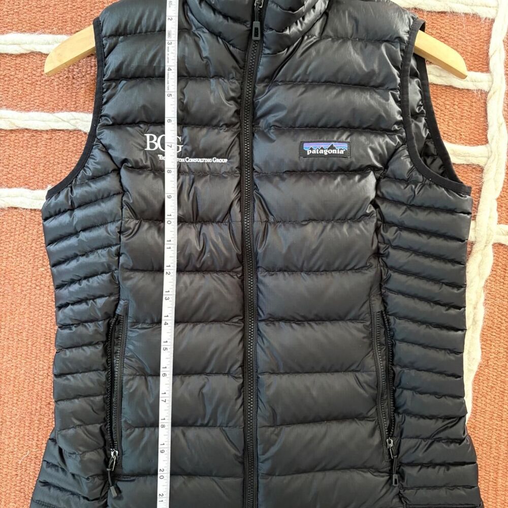 Patagonia Black Women's Down‎ Sweater Vest - Small with Logo - Picture 5 of 9